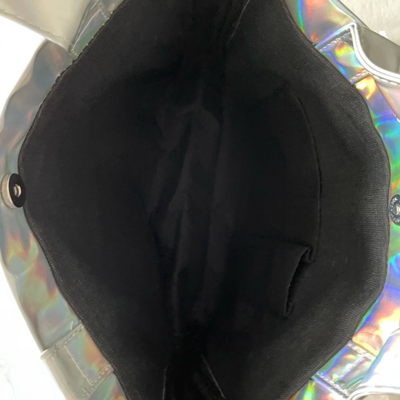 Mickey & Minnie Mouse iridescent tote bag. - Picture 4 of 5